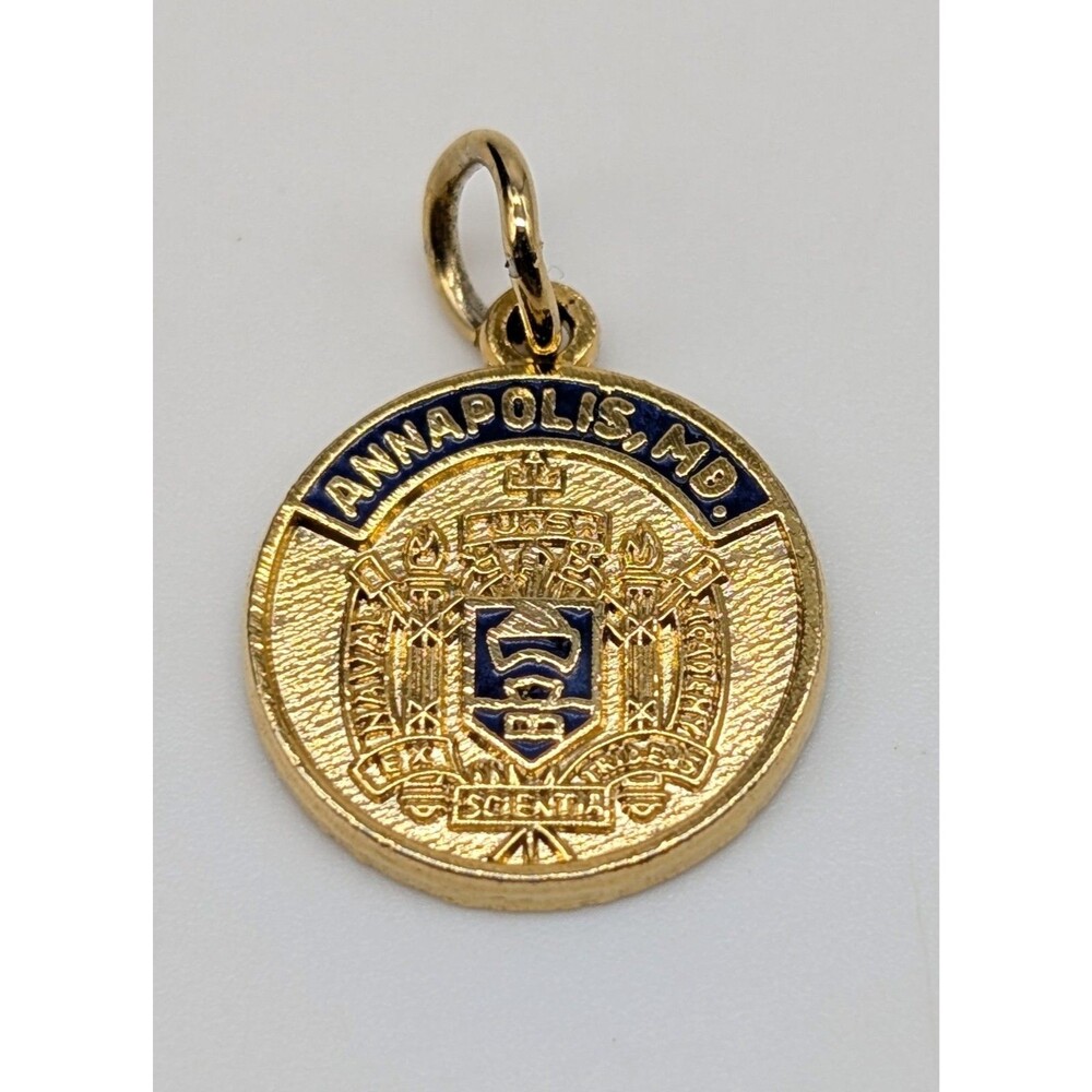 Annapolis Naval Academy Crest Round Dangle Bracelet Charm Gold Tone Blue Enamel